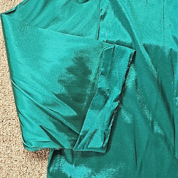 Button Up Top - Picture 6 of 16